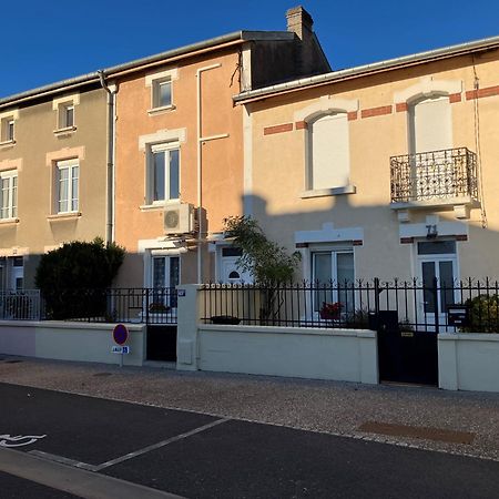 Jolie, Cozy, Confortable Maison De Ville Au Calme A 5Min Du Centre De Verdun, Parking Devant La Maison Belleville-Sur-Meuse エクステリア 写真