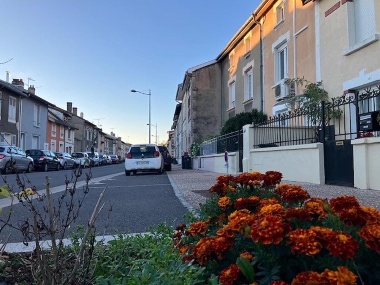 Jolie, Cozy, Confortable Maison De Ville Au Calme A 5Min Du Centre De Verdun, Parking Devant La Maison Belleville-Sur-Meuse エクステリア 写真